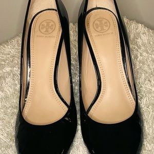 Tory Burch black patent leather Astoria wedge